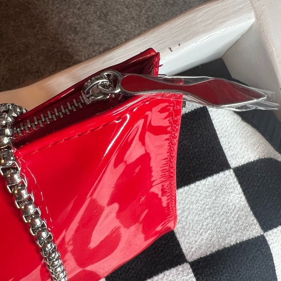 Christian Louboutin red bag - Picture 8 of 9